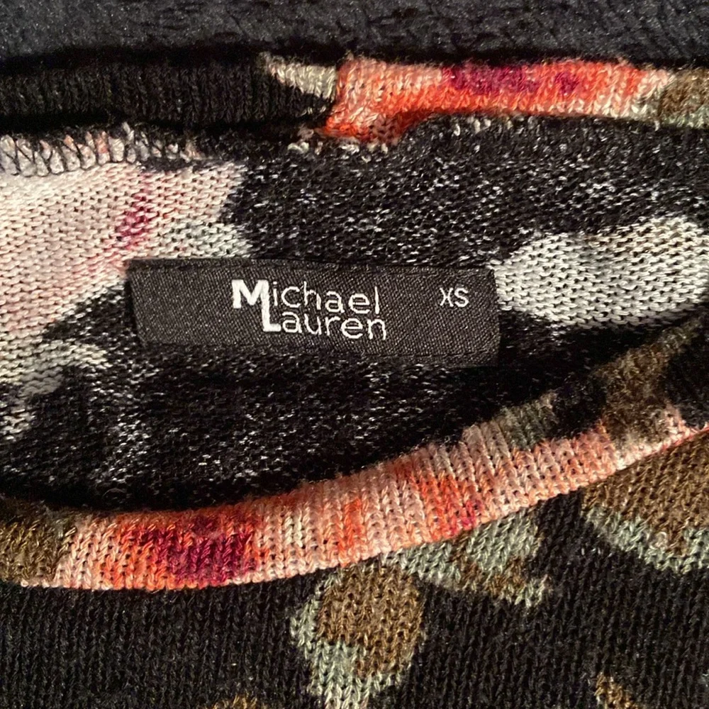 Rose Overlayer top - Picture 2 of 3